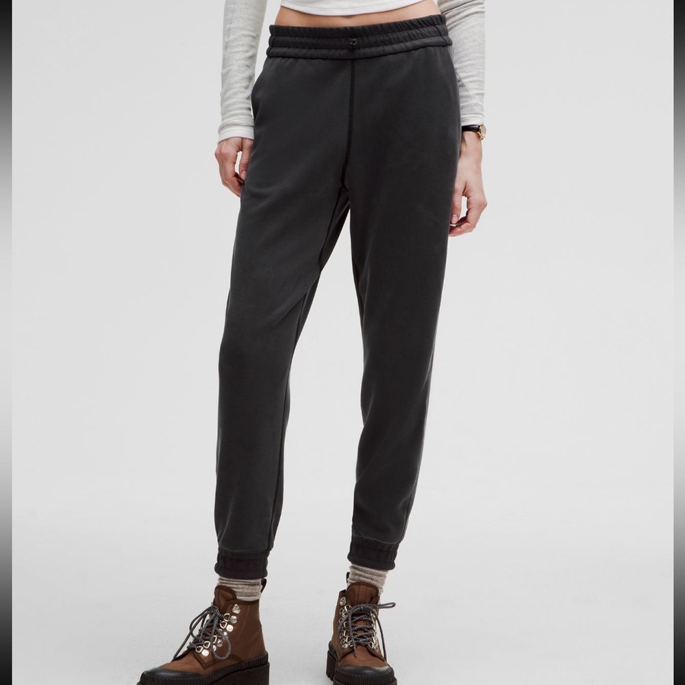 Lululemon Brushed Sofstreme Jogger